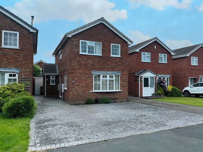 3 Bedroom Detached House For Sale In Park Road, Barton Under Needwood, DE13