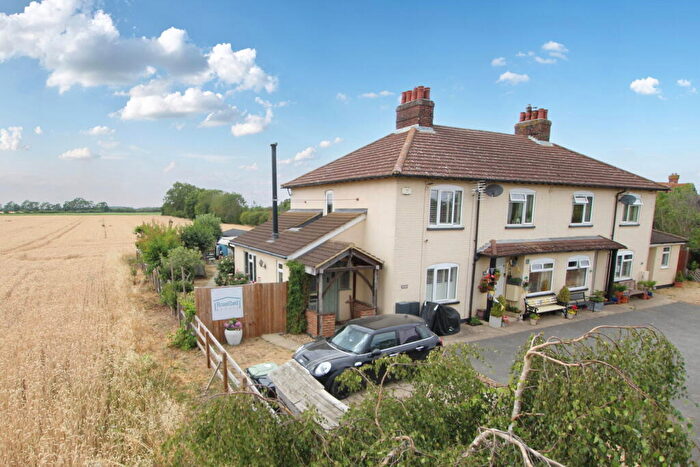 2 Bedroom End Of Terrace House For Sale In Blunham Road, Moggerhanger, Bedfordshire, MK44