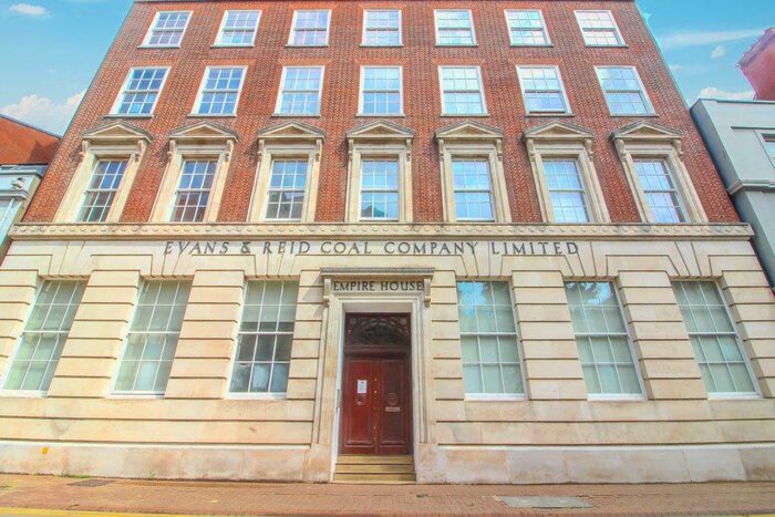 2 Bedroom Apartment To Rent In Empire House, Cardiff Bay, CF10