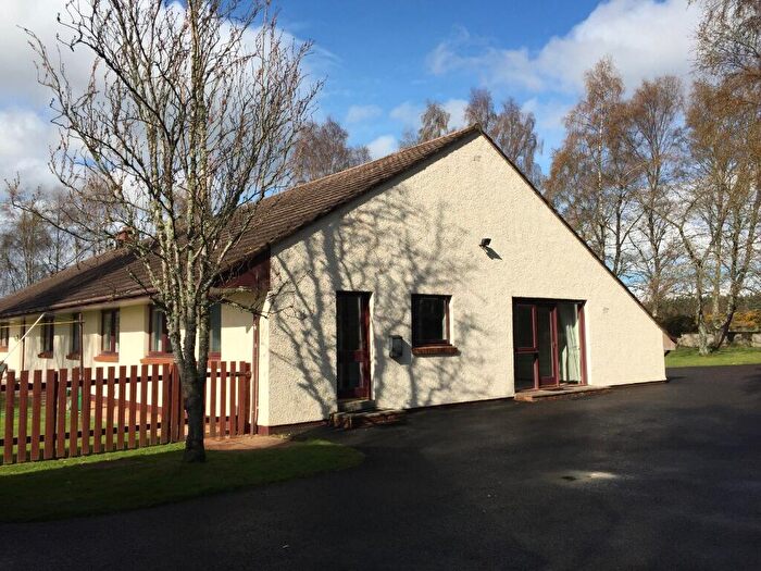 2 Bedroom Flat To Rent In Birchgrove, Kirkhill, IV5