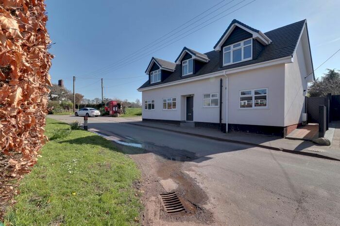 4 Bedroom Detached House For Sale In Common Lane, Bednall, Stafford, ST17