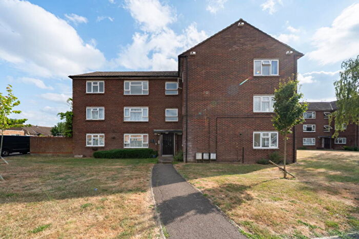 2 Bedroom Flat For Sale In Tower Road, Ware, SG12