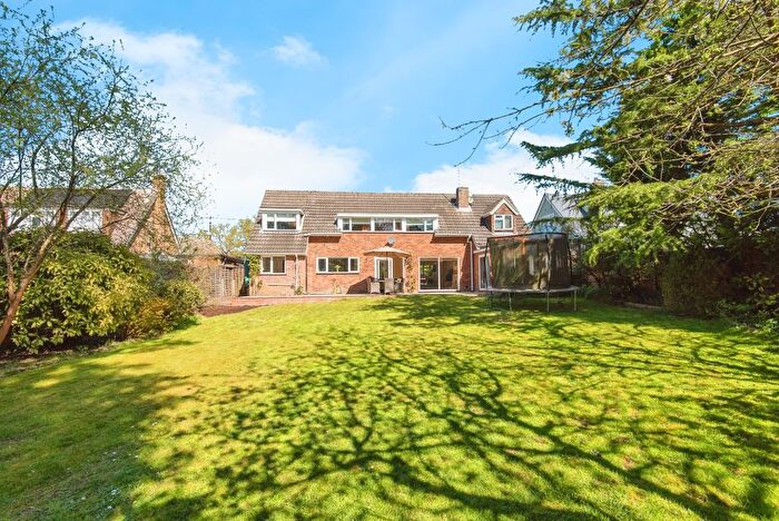 5 Bedroom Detached House For Sale In Loxwood Road, Rudgwick, RH12