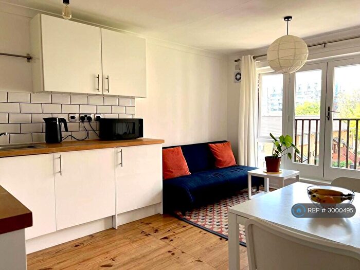 2 Bedroom Flat To Rent In Hackney, London, E8