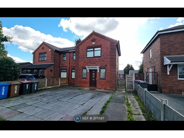 3 Bedroom Semi-Detached House To Rent In Chorley Road, Swinton, Manchester, M27