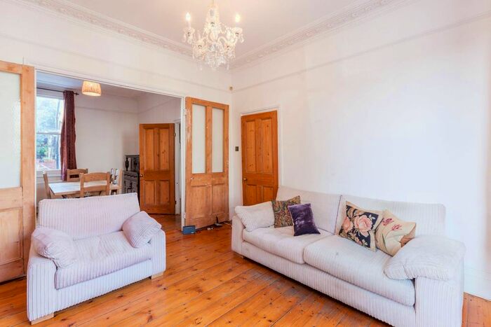 4 Bedroom Property To Rent In Perran Road, Tulse Hill, London, SW2
