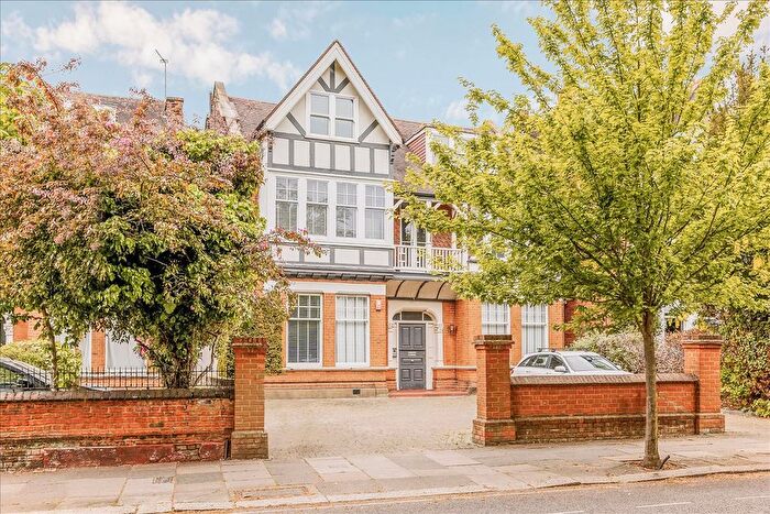 2 Bedroom Flat To Rent In Corfton Road, Ealing, London, W5