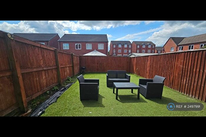 4 Bedroom Terraced House To Rent In Hexagon Close, Manchester, M9