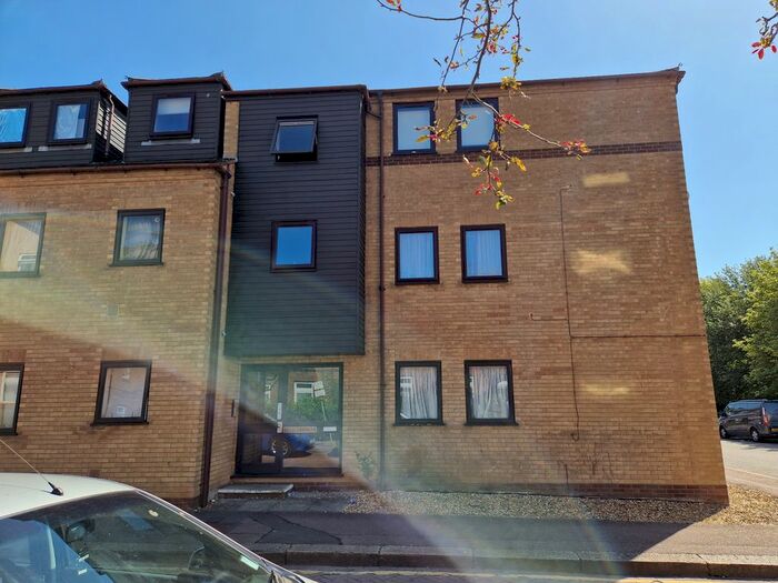 1 Bedroom Studio To Rent In Wellington Street, Luton, LU1