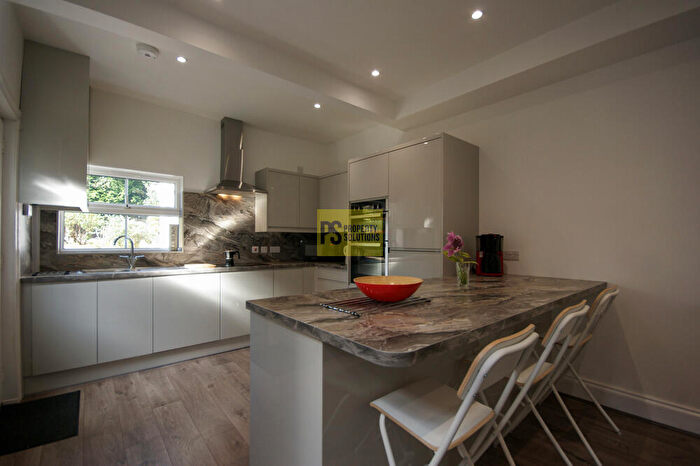 5 Bedroom Property To Rent In Oak Tree Lane, Selly Oak, Birmingham, B29