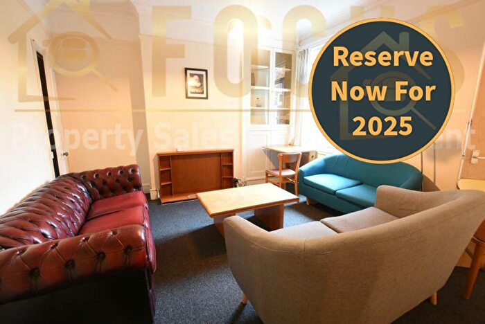 4 Bedroom Terraced House To Rent In Hartopp Road, Leicester, LE2