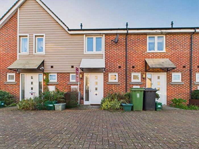 2 Bedroom Terraced House To Rent In Cleeve Road, Marnel Park, Basingstoke, RG24