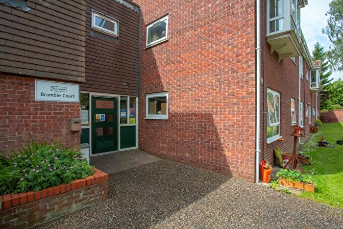1 Bedroom Flat To Rent In Bramble Court, Gedling, Nottinghamshire, NG4