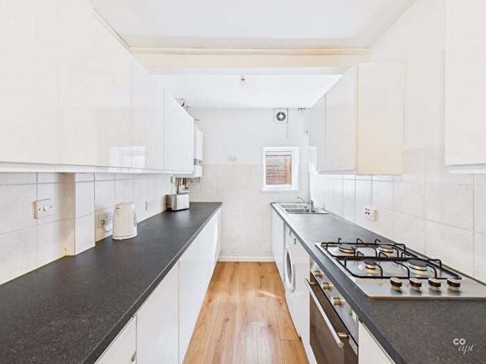 5 Bedroom Terraced House To Rent In Southall Avenue, Brighton, BN2