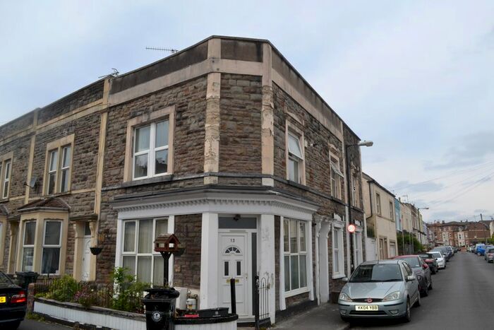 2 Bedroom Flat To Rent In Chaplin Road, Easton, Bristol, BS5