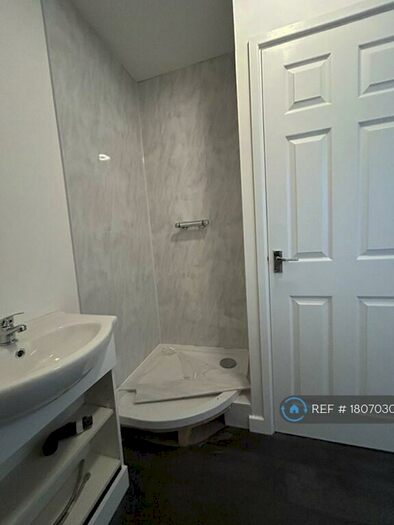 1 Bedroom Flat To Rent In Meerbrook Close, Oakwood, Derby, DE21