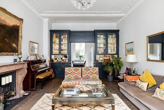 4 Bedroom Maisonette For Sale In Stafford Terrace, London, W8