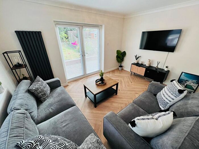 2 Bedroom Semi-Detached House To Rent In Windermere Road, Stockport, SK1