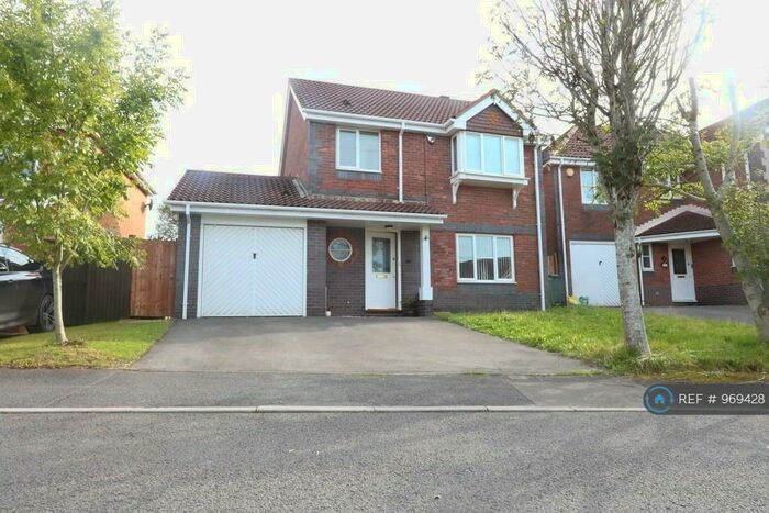 3 Bedroom Detached House To Rent In Idencroft Close, Pontprennau, Cardiff, CF23