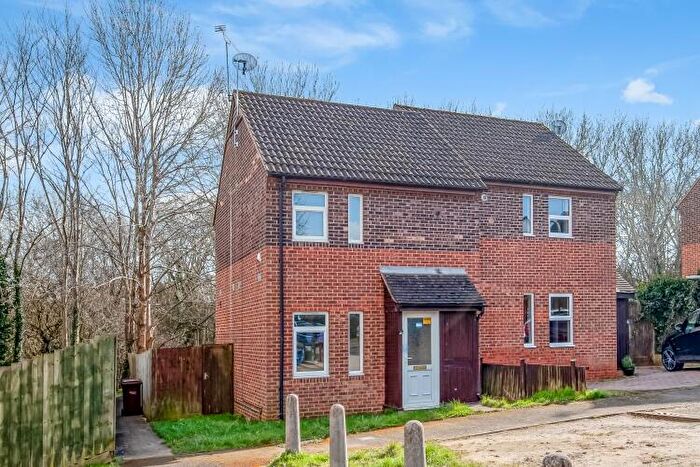 2 Bedroom Semi-Detached House To Rent In Forsythia Walk, Banbury, OX16