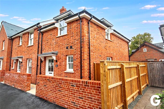2 Bedroom End Of Terrace House To Rent In Strides Lane, Ringwood, Hampshire, BH24