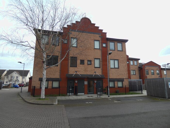 1 Bedroom Property To Rent In Westminster Court, Hipley Street, Old Woking GU22