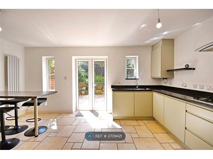 6 Bedroom Terraced House To Rent In Kings Drive, Stoke Gifford, Bristol, BS34