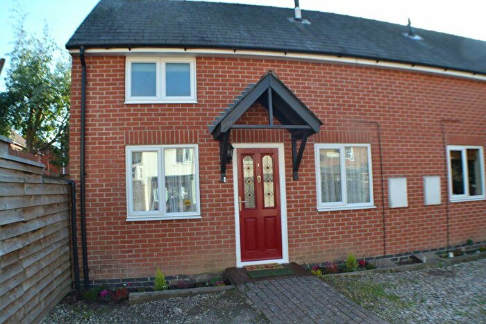 1 Bedroom Semi-Detached House To Rent In Craven Court, Craven Road, Newbury, RG14