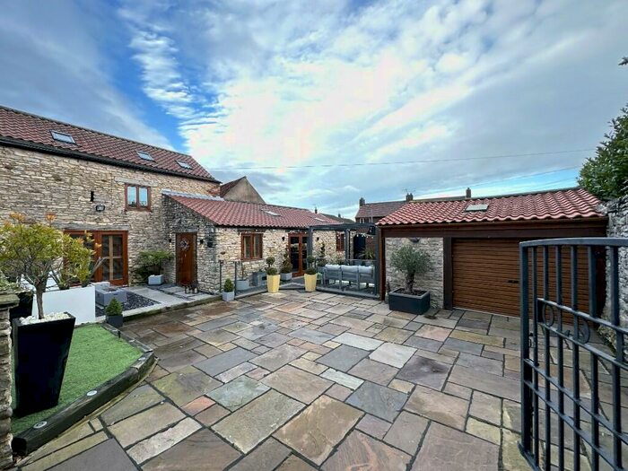 2 Bedroom Barn Conversion For Sale In The Old Barn, Hollygarth Lane, Beal, DN14