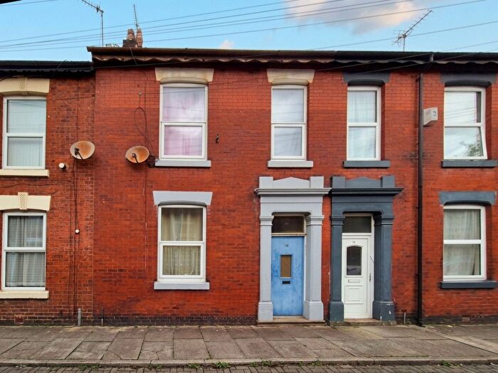 3 Bedroom Terraced House For Sale In Carnarvon Road, Preston, PR1
