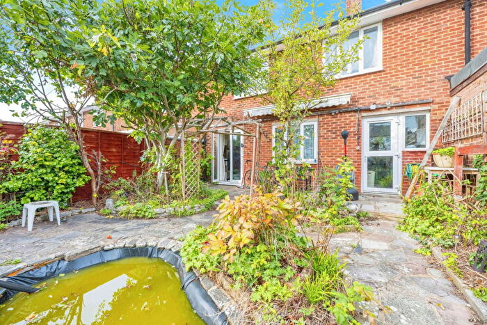3 Bedroom Terraced House For Sale In Porlock Road, Southampton, SO16