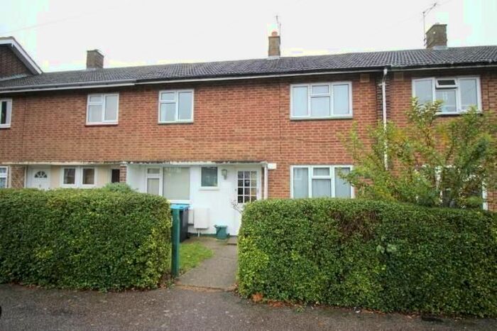 3 Bedroom Terraced House To Rent In Candlefield Road, Hemel Hempstead, Hertfordshire, HP3
