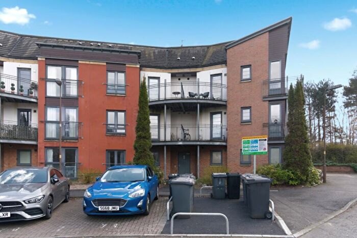 2 Bedroom Flat For Sale In Kaims Terrace, Livingston, EH54