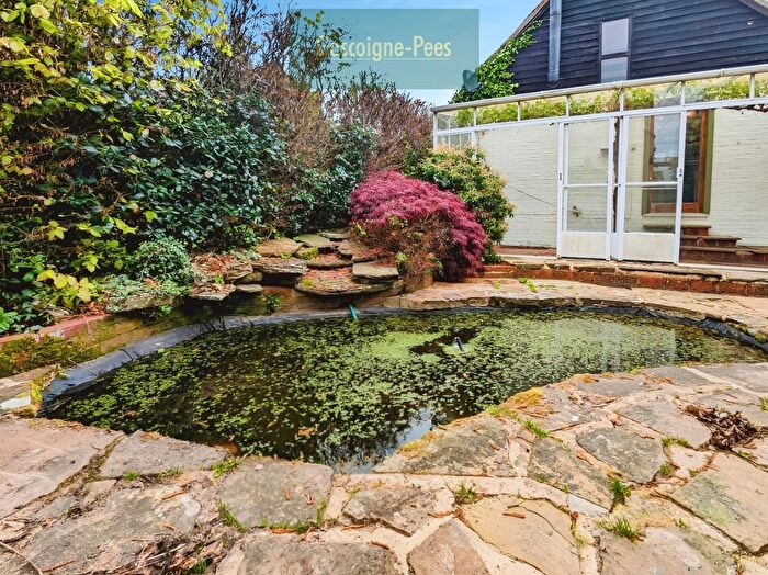 2 Bedroom Barn Conversion To Rent In Hermongers Lane Rudgwick, Horsham, RH12