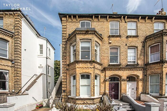 Studio To Rent In Selborne Road, Hove, BN3
