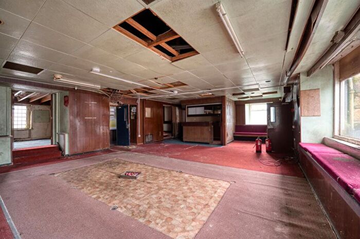 5 Bedroom Character Property For Sale In Bath Street, Bakewell, DE45