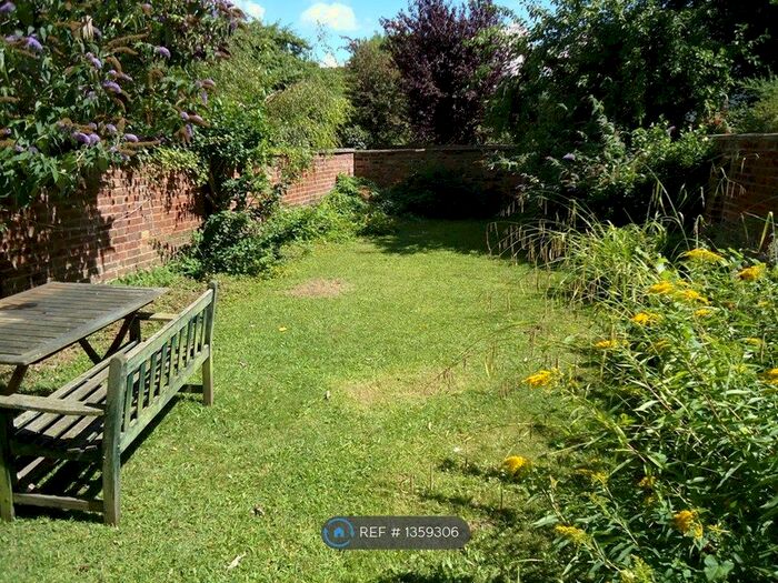 1 Bedroom Flat To Rent In Bath Rd, Cheltenham, GL53