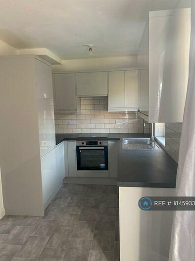 3 Bedroom Terraced House To Rent In Filton Avenue, Filton, Bristol, BS34