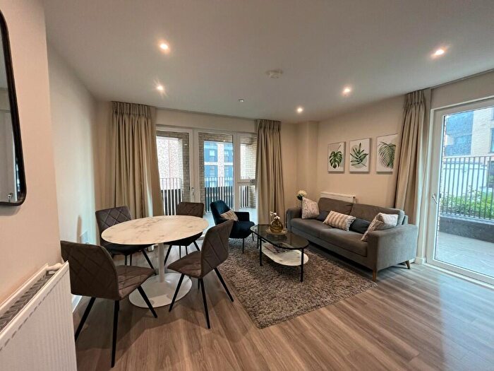 2 Bedroom Flat To Rent In Tansy House, Blackhorse View, Forest Road, London, , [Ref:NcqHzw], E17