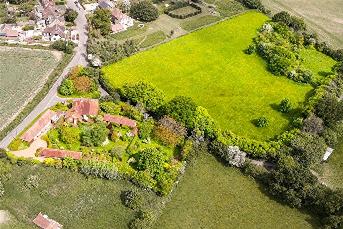 6 Bedroom Detached House For Sale In Richdore Road, Waltham, Kent, CT4