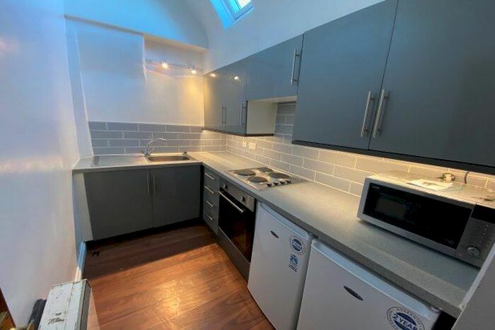 1 Bedroom Flat To Rent In Bedminster Parade, Bristol, BS3