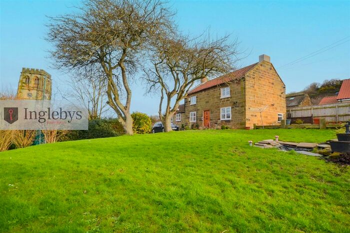 4 Bedroom Cottage For Sale In Egg Cup Farm, High Street, Skelton-In-Cleveland, TS12