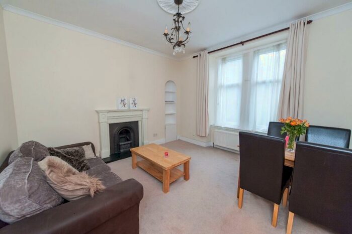 1 Bedroom Flat To Rent In Constitution St, City Centre, Aberdeen, AB24