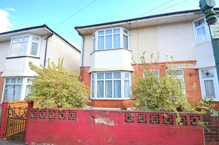 3 Bedroom Semi Detached House To Rent In Wilson Road, Bournemouth, BH1