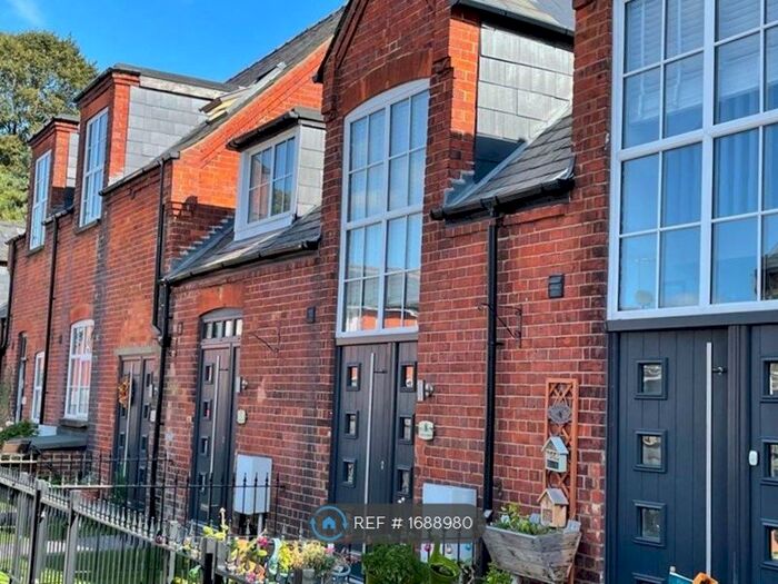 1 Bedroom Terraced House To Rent In Charlie Mews, Farnborough, GU14