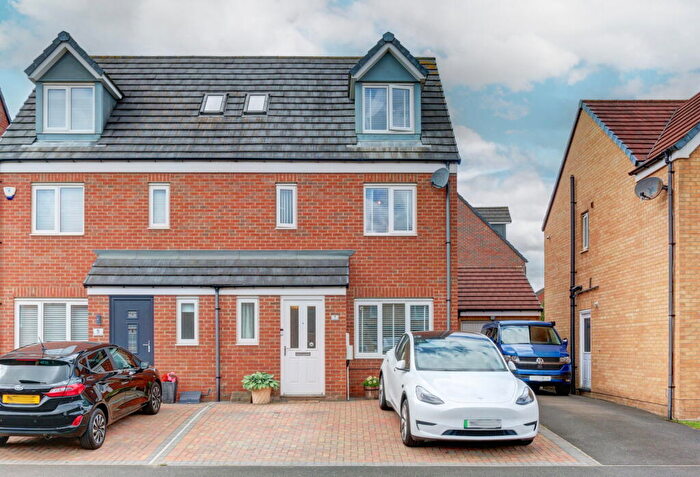 4 Bedroom Semi-Detached House For Sale In Sunningdale Road, Ashington, NE63