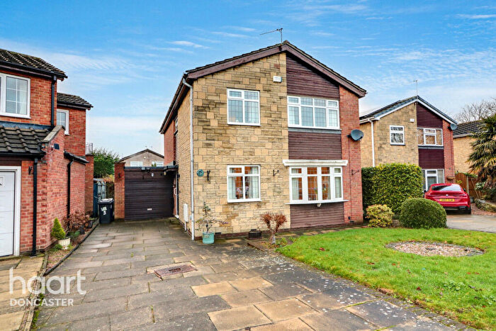 4 Bedroom Detached House For Sale In Hennings Close, Doncaster, DN4