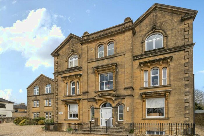 1 Bedroom Apartment To Rent In The Avenue, Sherborne, DT9