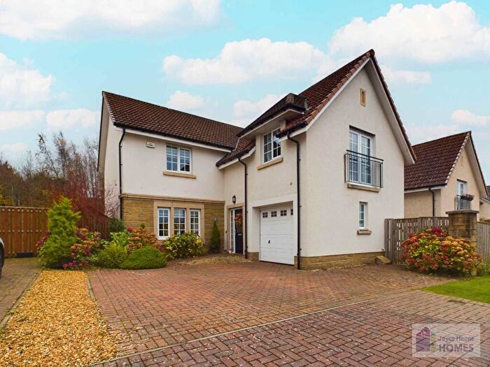 5 Bedroom Detached House For Sale In James Shepherd Grove, Newlandsmuir, East Kilbride, G75