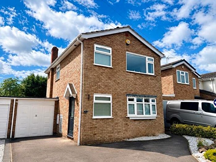 3 Bedroom Detached House For Sale In Primrose Drive, Burbage, LE10